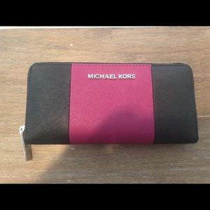Michael Kors wallet